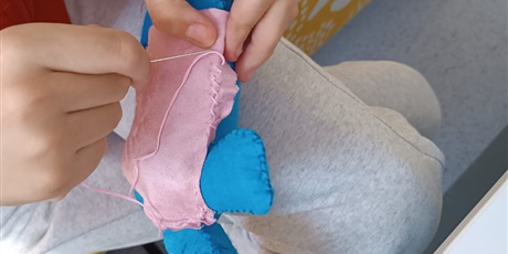 Powiększ grafikę: -warsztaty-szycia-679129.jpg