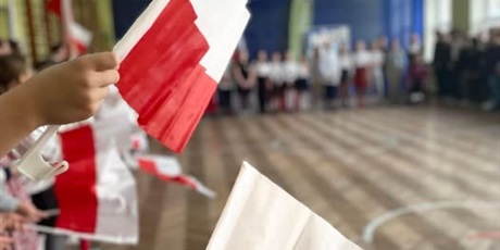 🇵🇱 2 maja - Dzień Flagi Rzeczypospolitej Polskiej 🇵🇱Biało-czerwona symbolizuje  naszą historię, tożsamość i dumę🇵🇱