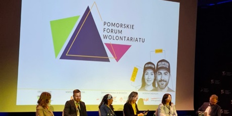 Powiększ grafikę: 7-listopada-mlodziez-ze-szkolnego-kola-wolontariatu-miala-zaszczyt-uczestniczyc-w-v-pomorskim-forum-wolontariatu-654000.jpg