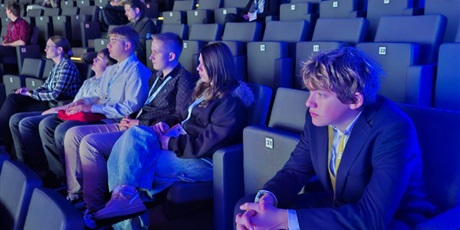 Powiększ grafikę: 7-listopada-mlodziez-ze-szkolnego-kola-wolontariatu-miala-zaszczyt-uczestniczyc-w-v-pomorskim-forum-wolontariatu-654002.jpg