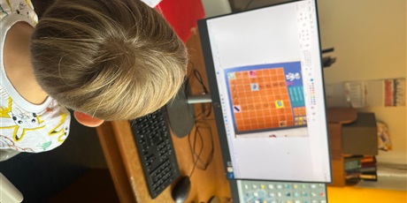 Powiększ grafikę: codeweek-2026-w-klasie-1a-718504.jpg