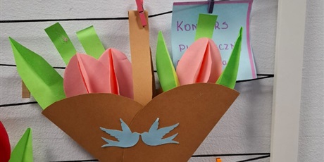 Powiększ grafikę: do-swietlicy-wiosna-pcha-sie-drzwiami-oknami-swietliczaki-tworzyly-koszyki-679155.jpg