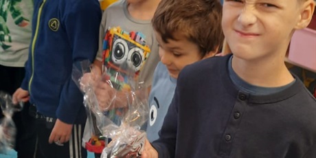 Powiększ grafikę: dzien-chlopaka-w-oddziale-0-649719.jpg