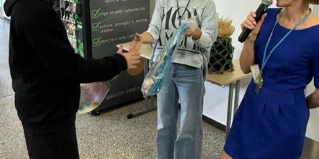 Powiększ grafikę: dzien-ziemi-tworczo-kreatywnie-kolorowo-690227.jpg