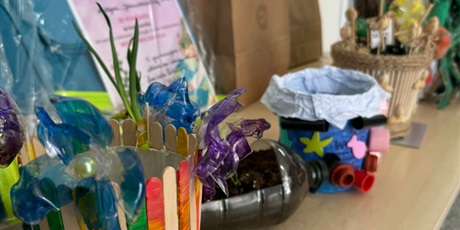 Powiększ grafikę: dzien-ziemi-tworczo-kreatywnie-kolorowo-690229.jpg