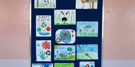 Powiększ grafikę: dzien-ziemi-w-naszej-szkole-690234.jpg