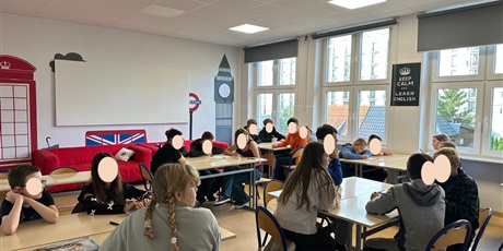 Powiększ grafikę: jezyki-lacza-ludzi-718452.jpg
