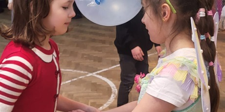 Powiększ grafikę: karnawalowe-szalenstwo-najmlodszych-676518.jpg