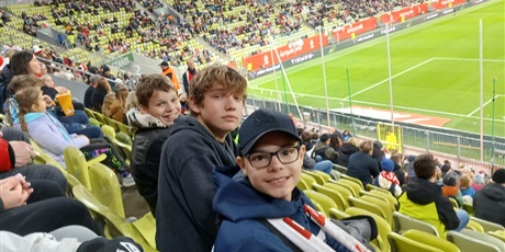 Powiększ grafikę: kibicowalismy-polskiej-reprezentacji-649582.jpg