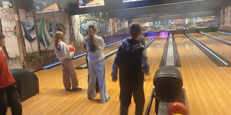 Powiększ grafikę: kolejny-etap-rozgrywek-bowlingowych-za-nami-695017.jpg