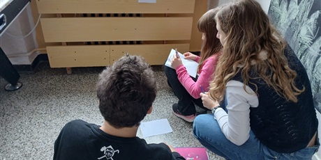 🔎➗ Matematyczna gra terenowa – nauka przez zabawę