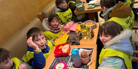 Powiększ grafikę: muzyczna-przygoda-zyrafek-676501.jpg