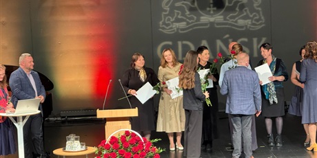 Nagroda Prezydenta Miasta Gdańska z okazji Dnia Edukacji Narodowej dla Pani Dyrektor Krystyny Baryś! 🏆🎉