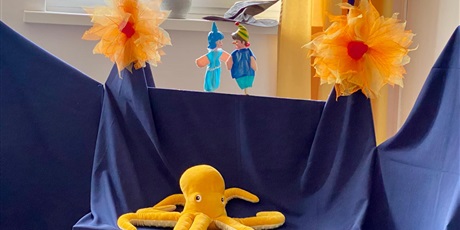 Powiększ grafikę: przedstawienie-teatralne-657160.jpg