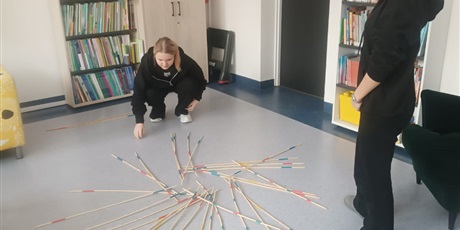 Powiększ grafikę: rozgrywki-w-grze-w-bierki-670274.jpg