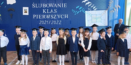 Powiększ grafikę: slubowanie-klas-pierwszych-314087.jpg