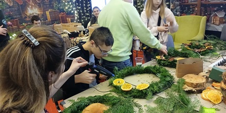 Powiększ grafikę: swiateczna-wyprawa-swietlicy-przystan-668125.jpg