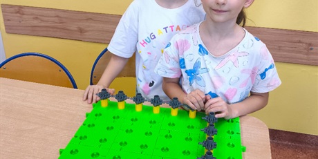 Powiększ grafikę: w-naszej-swietlicy-nie-ma-czasu-na-nude-653993.jpg