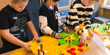 Powiększ grafikę: w-naszej-swietlicy-nie-ma-czasu-na-nude-653994.jpg