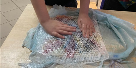 Powiększ grafikę: w-ostatni-czwartek-zakonczylismy-warsztaty-z-filcu-657140.jpg