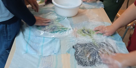 Powiększ grafikę: w-ostatni-czwartek-zakonczylismy-warsztaty-z-filcu-657152.jpg