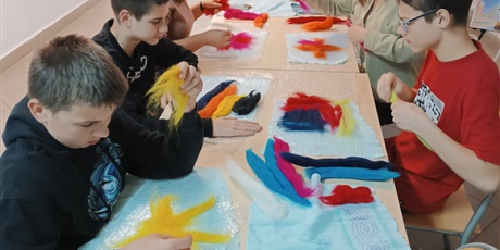 Powiększ grafikę: warsztaty-z-filcowania-657221.jpg