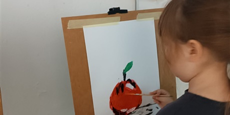 Powiększ grafikę: warsztaty-ze-sztuki-657193.jpg