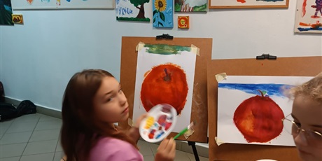 Powiększ grafikę: warsztaty-ze-sztuki-657195.jpg