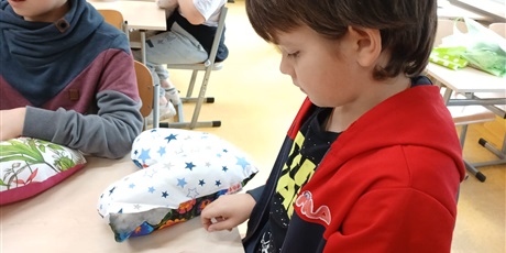 Powiększ grafikę: wtorkowa-kreatywna-magia-w-naszej-swietlicy-657185.jpg